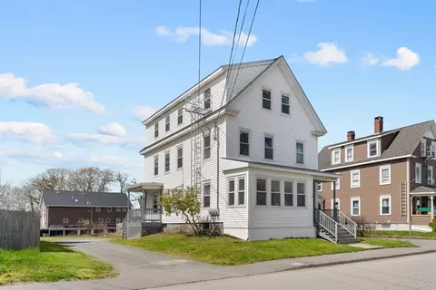10 Morton St, Taunton, MA 02780
