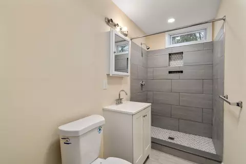 137 Eastern Ave # -A, Worcester, MA 01605 photo 34