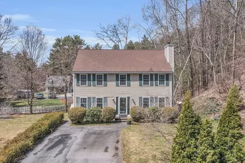 25 Hemlock Rd, Groton, MA 01450