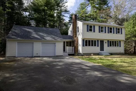 42 Stone St, Middleboro, MA 02346
