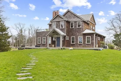 210 Damons Point Rd, Marshfield, MA 02050 photo 2