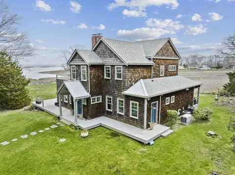 210 Damons Point Rd, Marshfield, MA 02050 photo 10