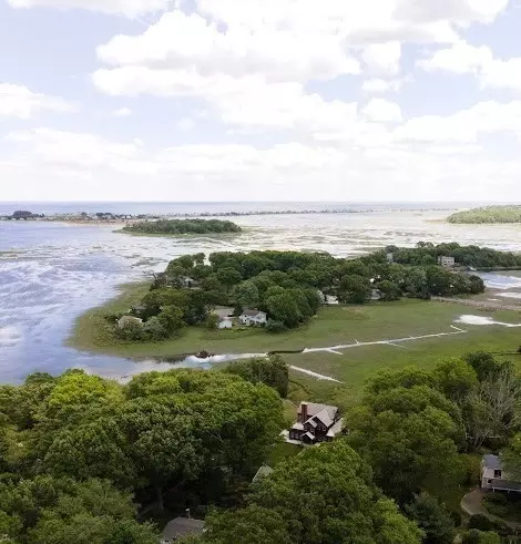 210 Damons Point Rd, Marshfield, MA 02050 photo 9