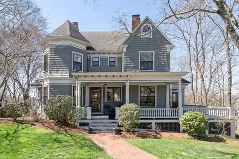 5 Stetson St, Lexington, MA 02420