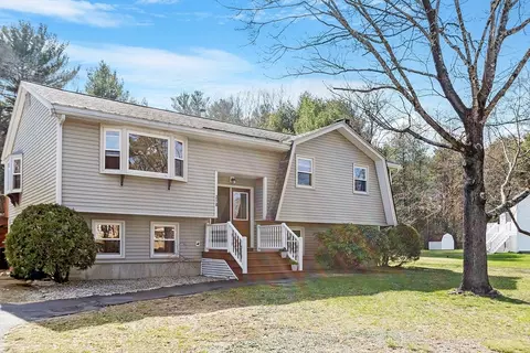 258 Beech St, Tewksbury, MA 01876