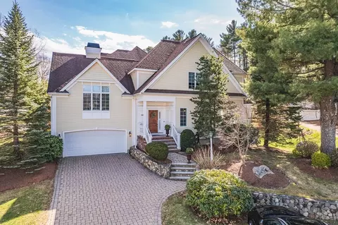 26 Bobby Jones Dr #26, Andover, MA 01810