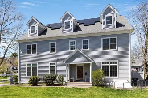 38 Maple St #38, Needham, MA 02492