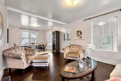 Living - 52 Spring St, Wakefield, MA 01880 photo 3 of 3