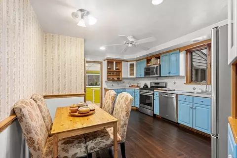 Dining - 52 Spring St, Wakefield, MA 01880 photo 5 of 7