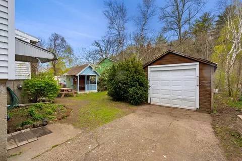 Exterior - 52 Spring St, Wakefield, MA 01880 photo 5 of 5