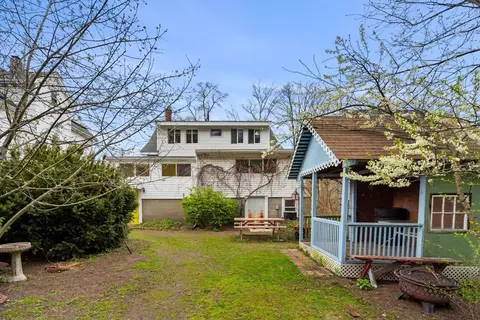 Exterior - 52 Spring St, Wakefield, MA 01880 photo 3 of 5