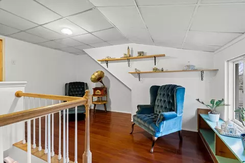 Entry Way - 52 Spring St, Wakefield, MA 01880 photo 4 of 5