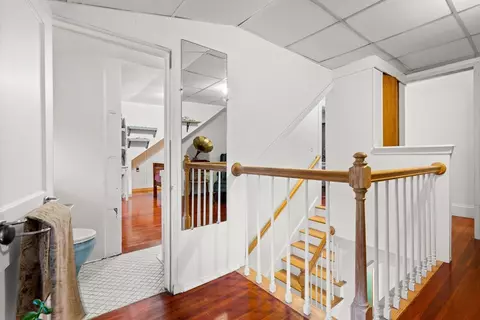 Entry Way - 52 Spring St, Wakefield, MA 01880 photo 5 of 5