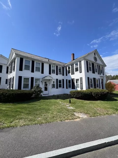 5 Charlton St # -7, Sturbridge, MA 01566