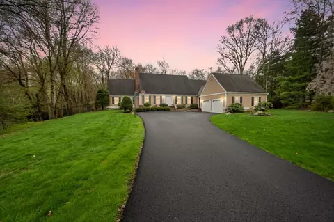 10 Kalamat Farms Cir, Shrewsbury, MA 01545