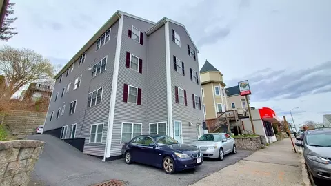89 W Boylston St #1, Worcester, MA 01606