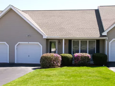 4 Ledgewood Dr #4, Milford, NH 03055