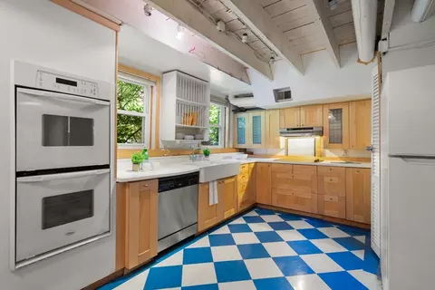 10 Tabor Pl, Brookline, MA 02445 photo 6