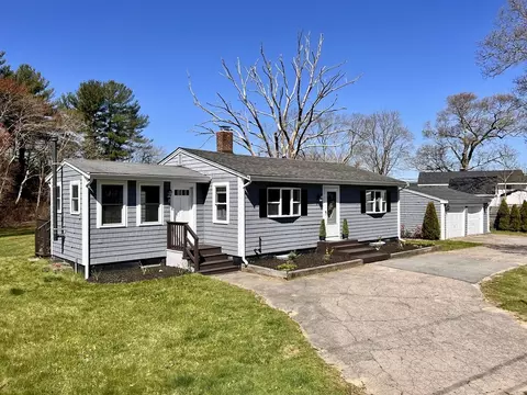 578 Tremont St, Taunton, MA 02780