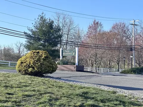 241 Broadway Rd #52, Dracut, MA 01826