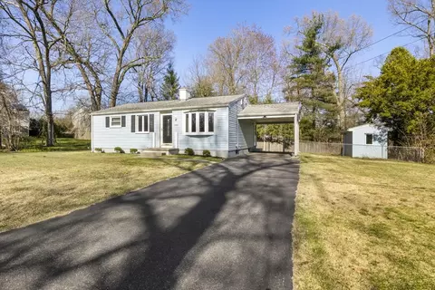 Exterior - 165 Sawmill Rd, Springfield, MA 01118 photo 5 of 20