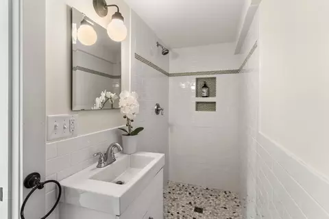 Bath - 28 Fairview St, Hingham, MA 02043 photo 5 of 5