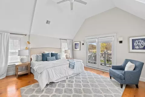 Bedroom - 28 Fairview St, Hingham, MA 02043 photo 3 of 5
