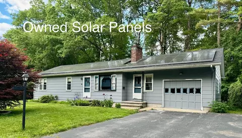 10 Elizabeth St, Dudley, MA 01571
