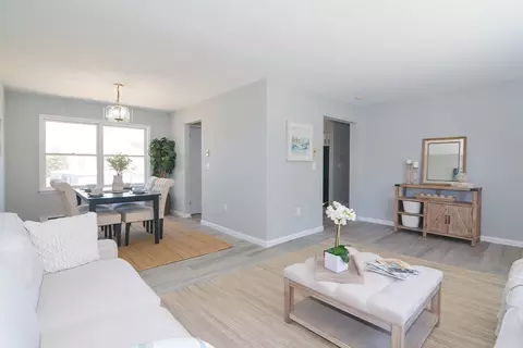 Living - 369 Thompson Rd, Webster, MA 01570 photo 4 of 5