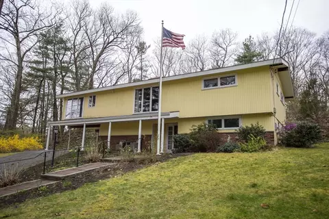 25 Condor Rd, Reading, MA 01867