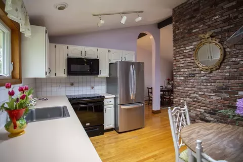 Kitchen - 25 Condor Rd, Reading, MA 01867 photo 2 of 2