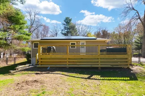 Exterior - 6 Fuller Rd, Sutton, MA 01590 photo 5 of 8