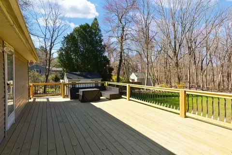Exterior - 6 Fuller Rd, Sutton, MA 01590 photo 4 of 8