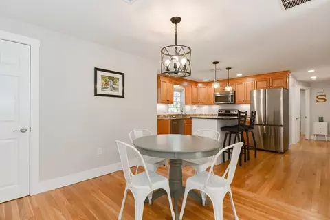 Dining - 6 Fuller Rd, Sutton, MA 01590 photo 2 of 4