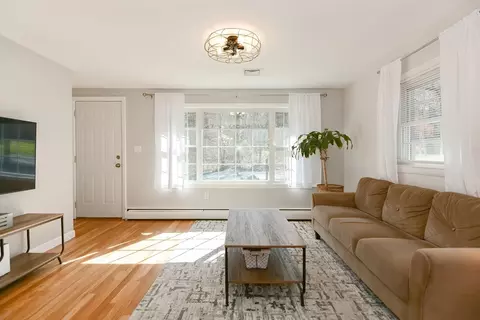 Living - 6 Fuller Rd, Sutton, MA 01590 photo 1 of 8