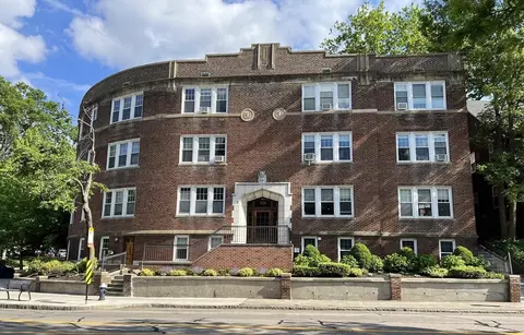 576 Washington St #6, Brookline, MA 02445