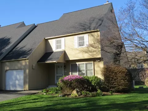 30 Rosslare Dr #110, Worcester, MA 01602
