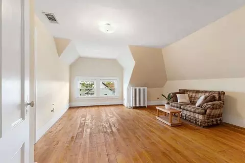 Bedroom - 25 Pleasant, Everett, MA 02149 photo 6 of 6