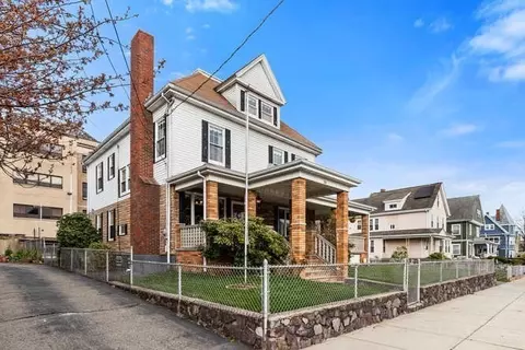 Exterior - 25 Pleasant, Everett, MA 02149 photo 3 of 8