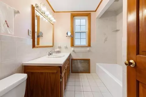 Bath - 25 Pleasant, Everett, MA 02149 photo 1 of 1