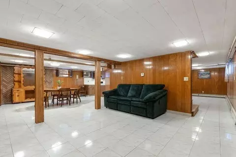 Living - 25 Pleasant, Everett, MA 02149 photo 5 of 5