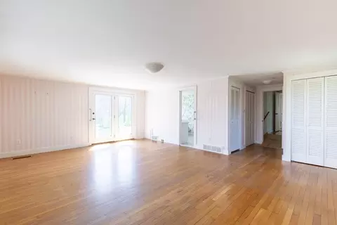 Living - 2955 Main St, Barnstable, MA 02630 photo 1 of 4