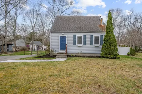 Exterior - 69 Jones Rd, Barnstable, MA 02648 photo 7 of 11
