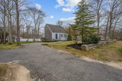 Exterior - 69 Jones Rd, Barnstable, MA 02648 photo 6 of 11