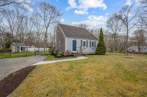 Exterior - 69 Jones Rd, Barnstable, MA 02648 photo 2 of 11