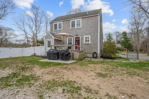 Exterior - 69 Jones Rd, Barnstable, MA 02648 photo 10 of 11
