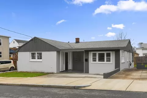 17 Mckinley St, Revere, MA 02151