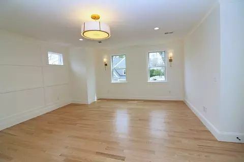 41 Curve St, Needham, MA 02492 photo 17