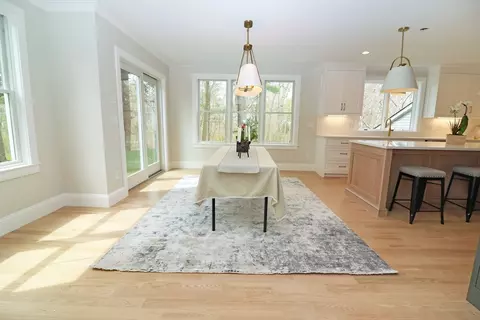 41 Curve St, Needham, MA 02492 photo 5