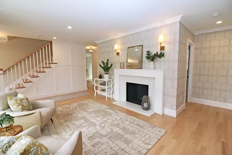 41 Curve St, Needham, MA 02492 photo 7
